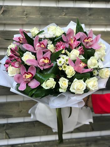 Букет цветов из: Розы и Хризантемы в Ясном Ставропольского края