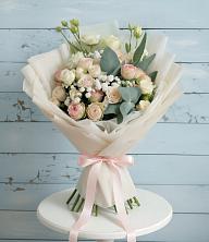 Букет цветов из:  Розы и Лизиантусы в Ясном Ставропольского края
