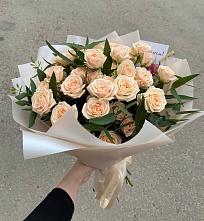 Букет Кремовые розы Латте в Ясном Ставропольского края