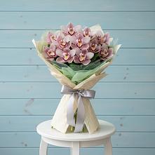 Букет цветов из:  Орхидеи и Розы в Ясном Ставропольского края