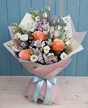 Букет цветов из:  Лизиантусы, Розы, Альстромерии и Гипсофила в Ясном Ставропольского края