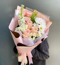 Букет цветов из:  Хризантемы и Розы в Ясном Ставропольского края