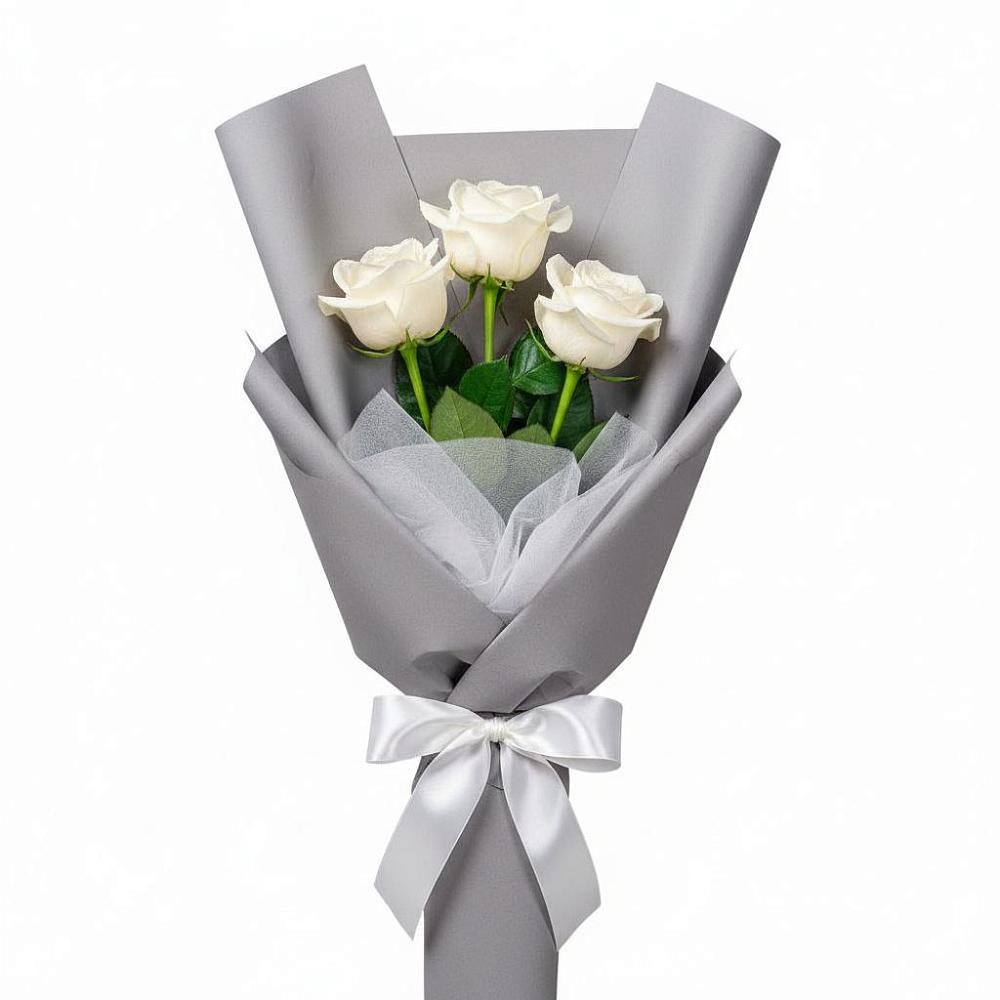 Букет 3 белые розы в Ясном Ставропольского края