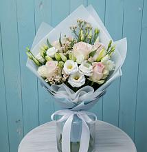 Букет цветов из:  Розы и Лизиантусы в Ясном Ставропольского края