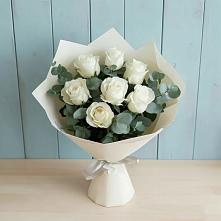 Букет Белые розы в Эвкалипте в Ясном Ставропольского края