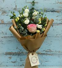 Букет цветов из:  Розы и Лизиантусы в Ясном Ставропольского края