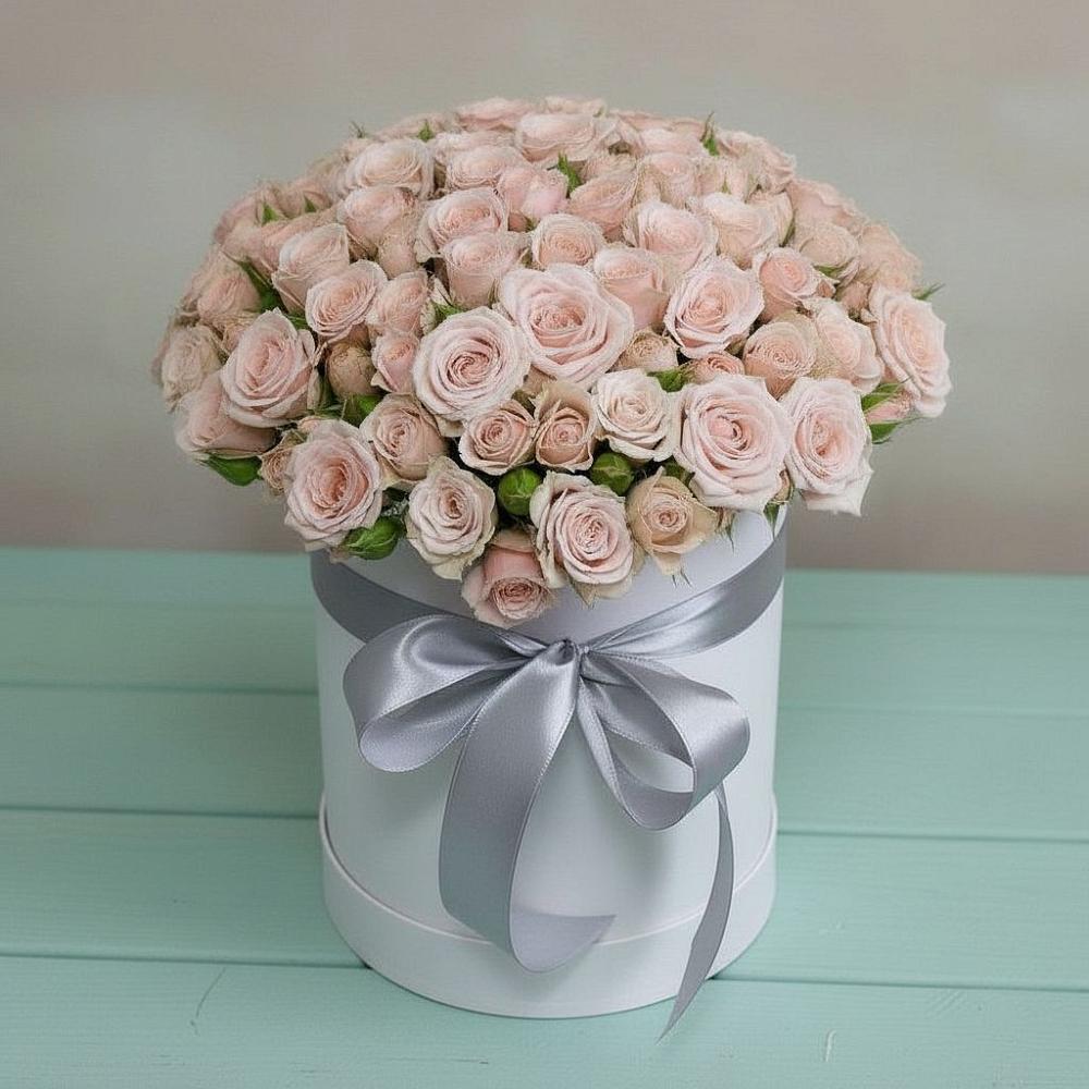 Цветочная композиция из Розы в шляпной коробке в Ясном Ставропольского края